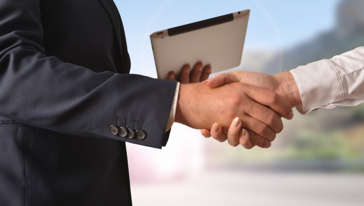 Erfolg im Business Handshake